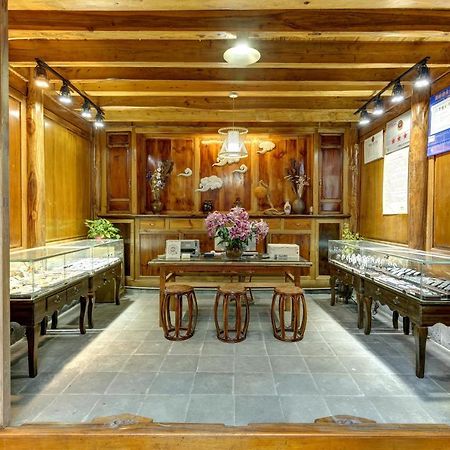 Dream Bay Hotel Tengchong Bagian luar foto