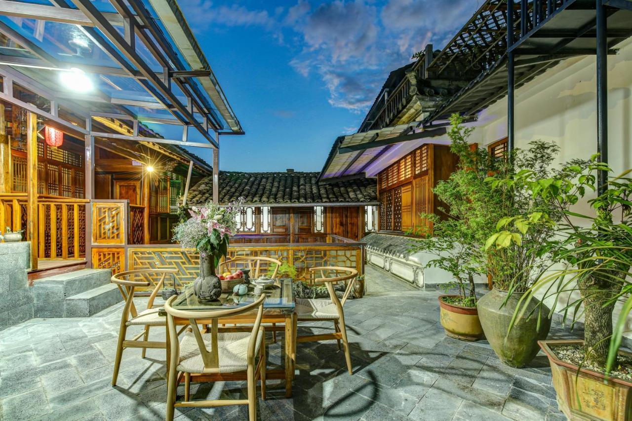 Dream Bay Hotel Tengchong Bagian luar foto