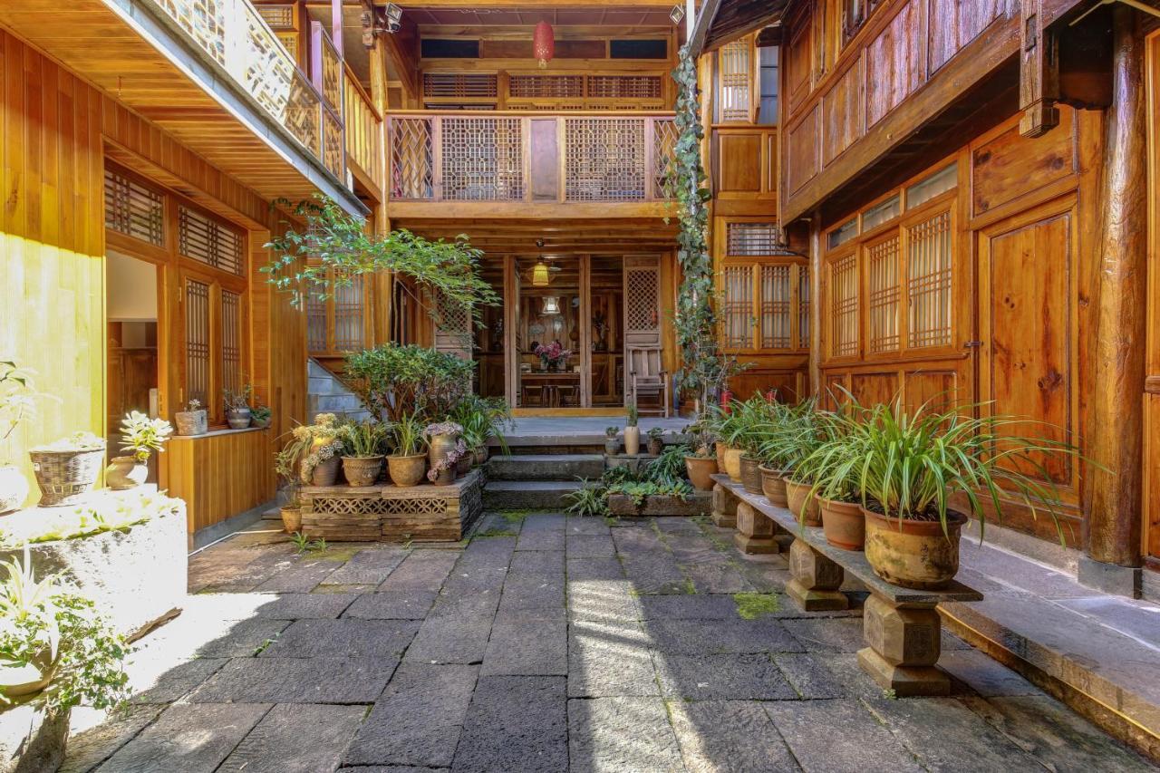 Dream Bay Hotel Tengchong Bagian luar foto